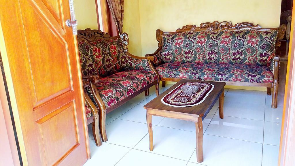 Ragha Homestay Batukaras Zewnętrze zdjęcie